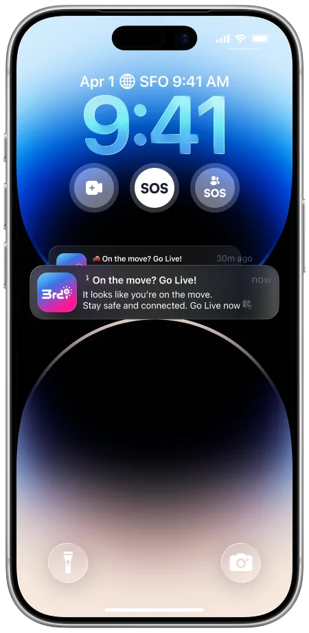 A 3rd-i Lock Screen notification: On the move? Go Live! It looks like you're on the move.