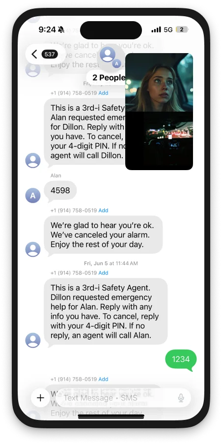 Texting with a 3rd-i Safety Agent in Messages while the live stream keeps running in a picture in picture window